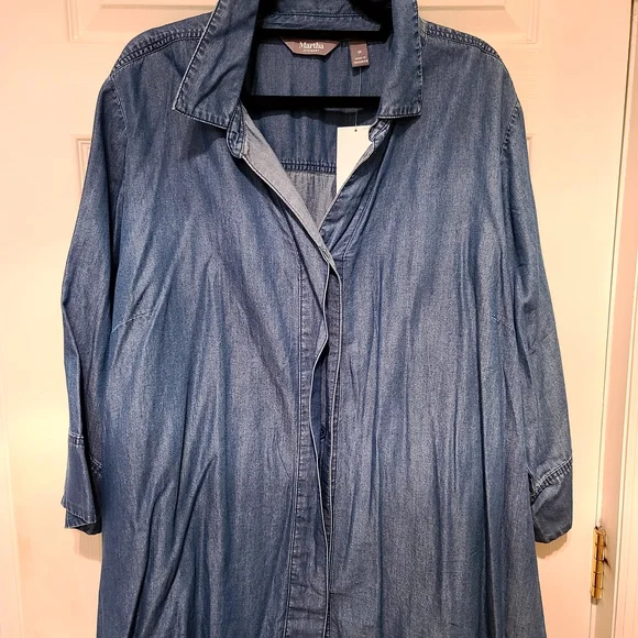 mark. Blue Denim Women's Top - Picture 1 of 8